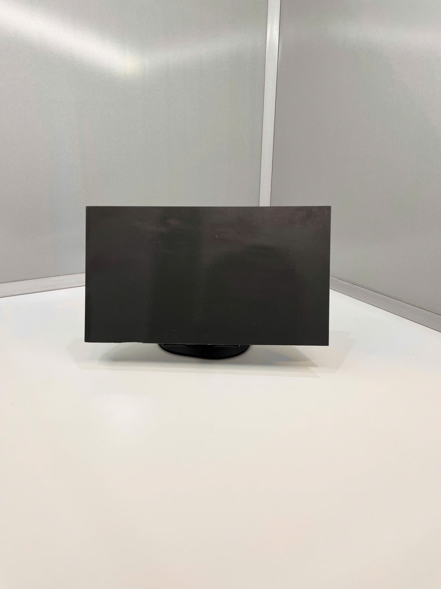 Thiết kế và sản xuất sản phẩm nội thất bằng tấm nhựa rỗng ECO