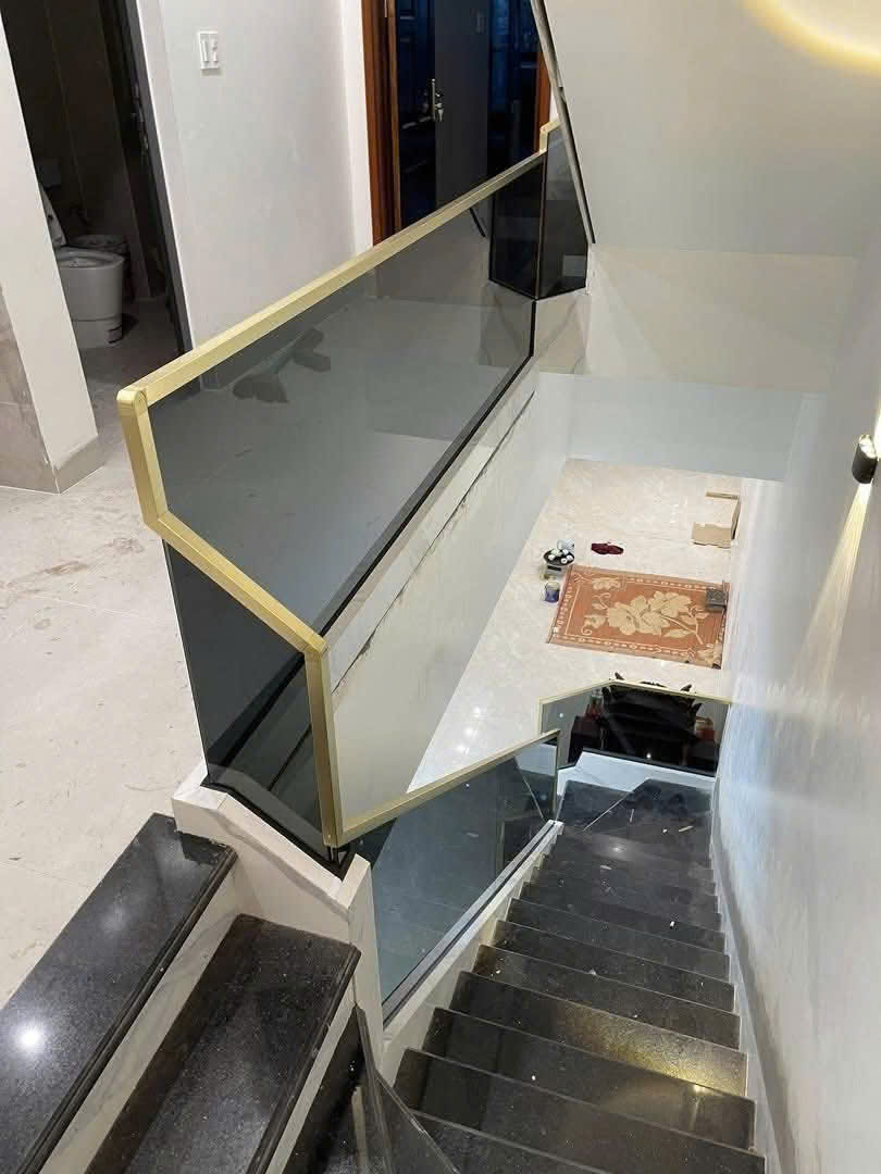 Cầu thang Kính (set 1)