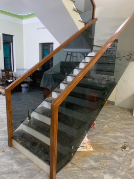 Thi công cầu thang kính ( mẫu 2 )