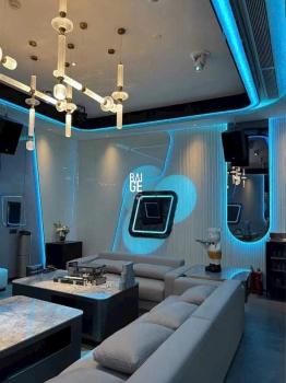 Thi công nội thất Cửa hàng ( Mẫu 1)